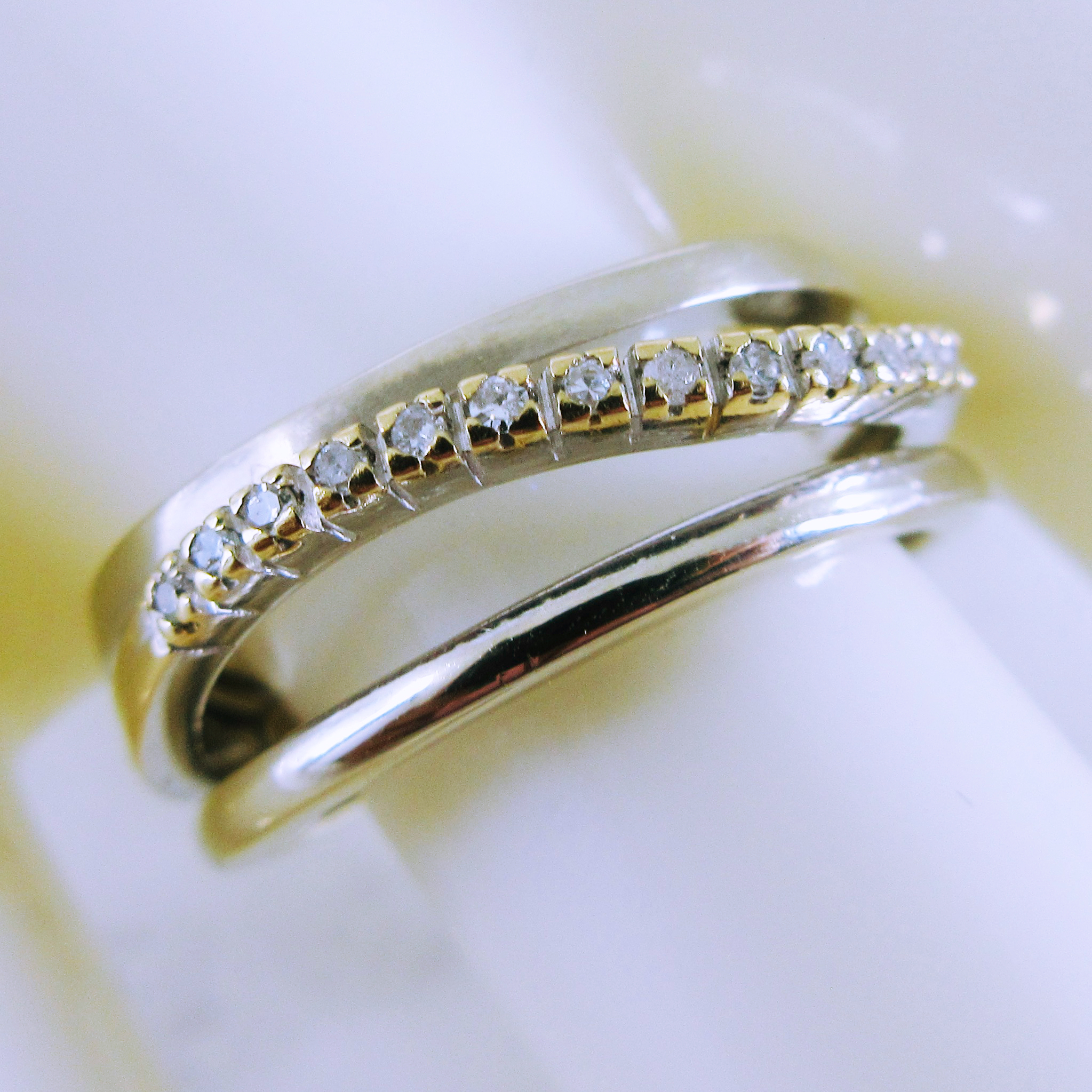 18K White Gold Diamond Ring