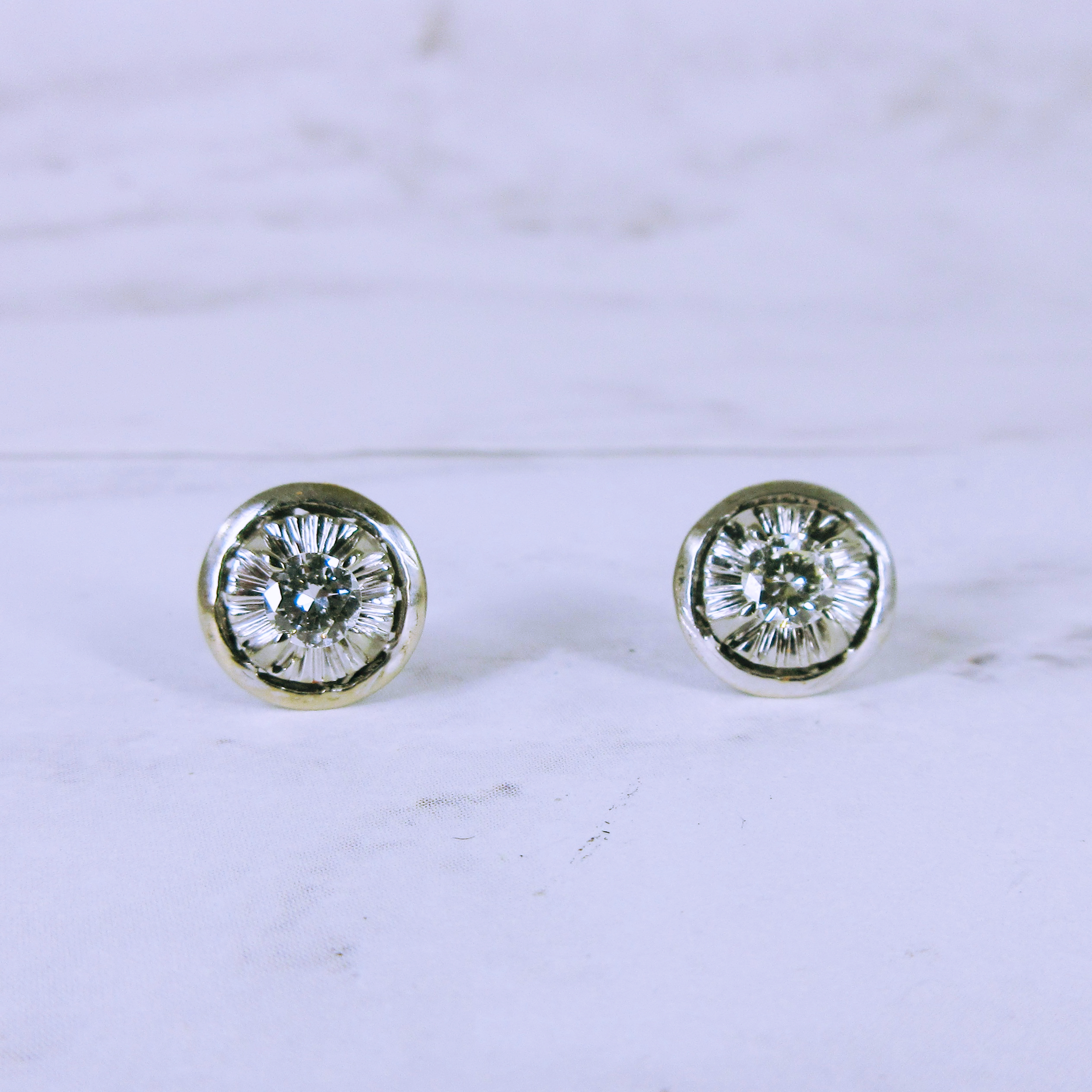 14K White Gold Diamond Screw Back Stud Earrings
