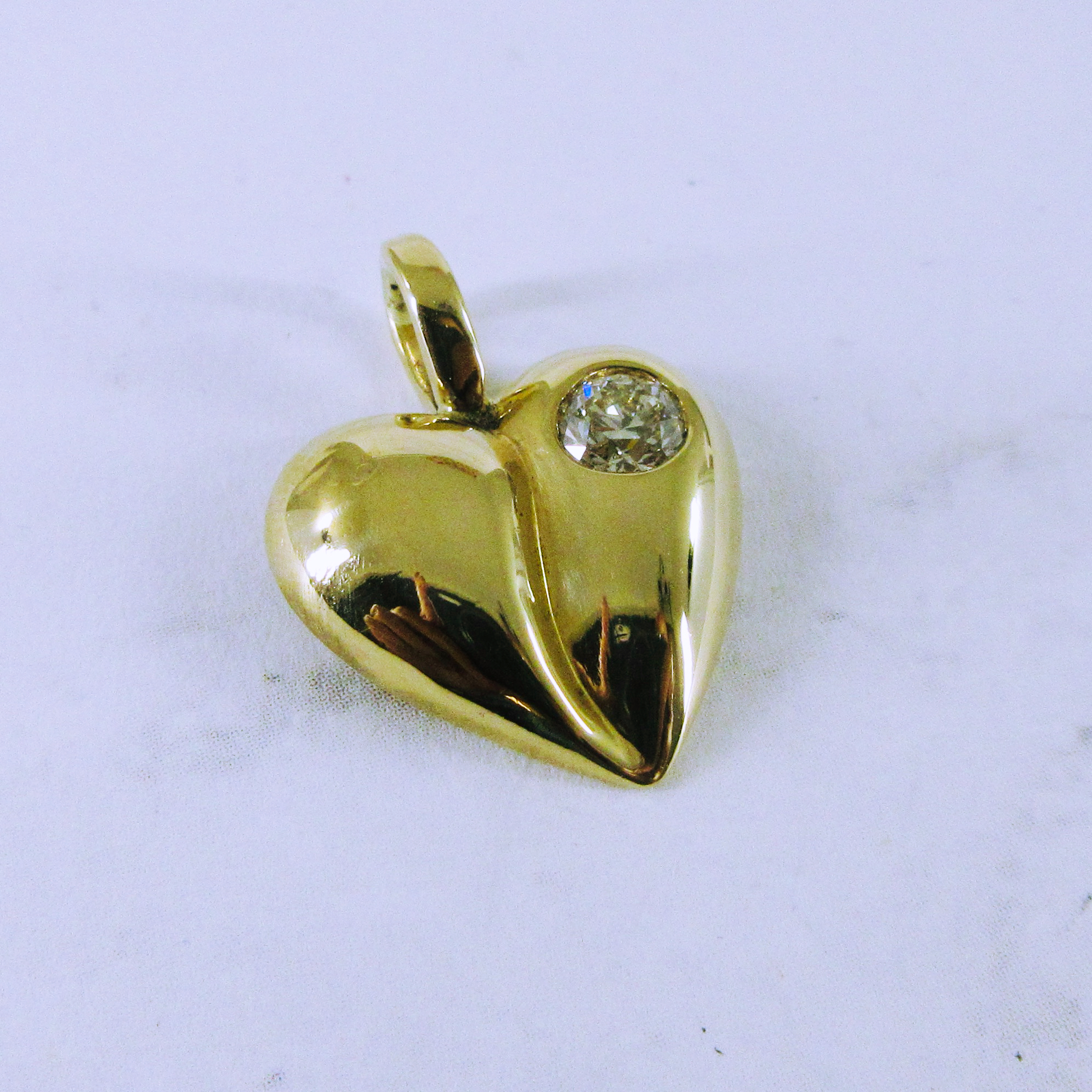 14K Yellow Gold Heart Pendant with Diamond