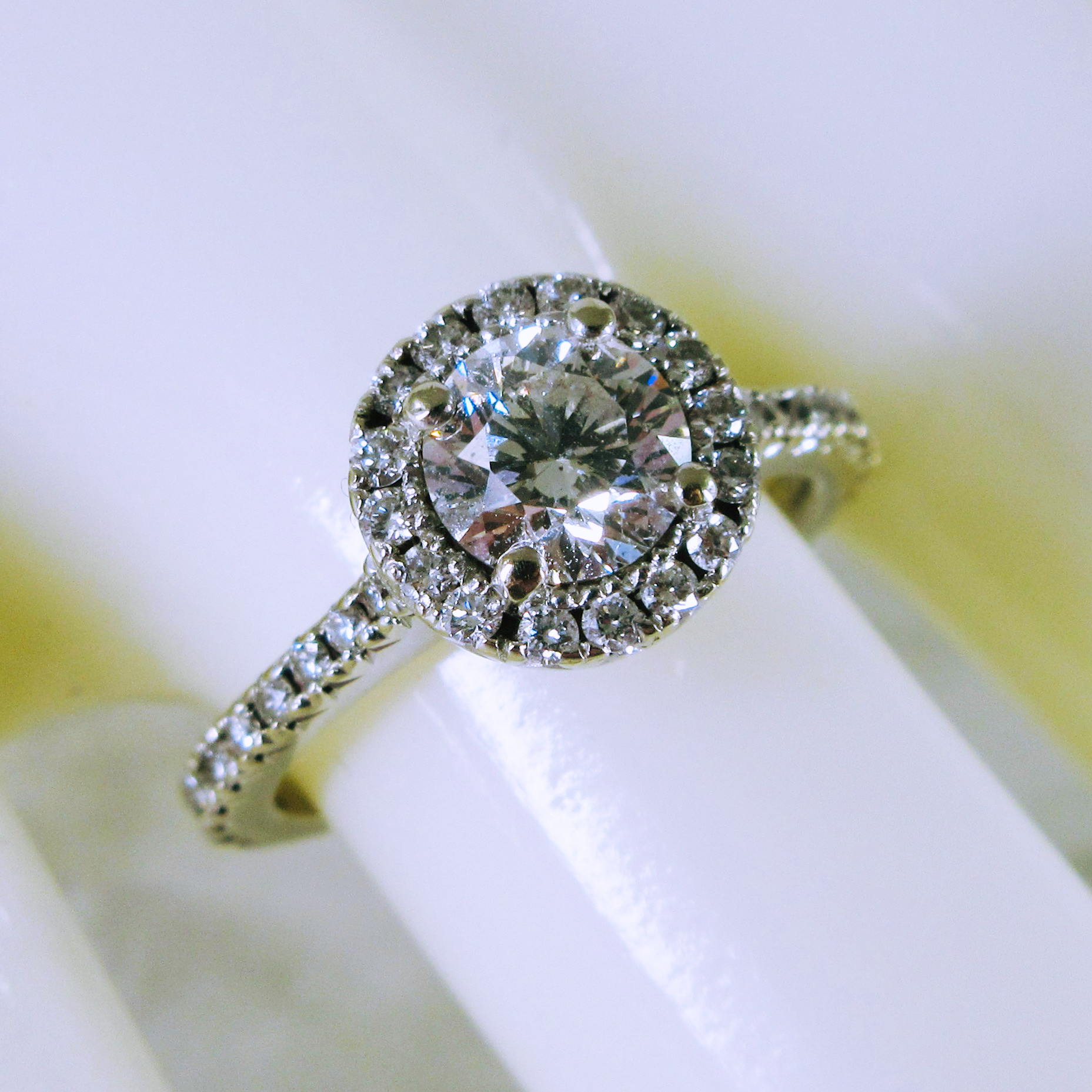 14K White Gold Diamond Engagement Ring