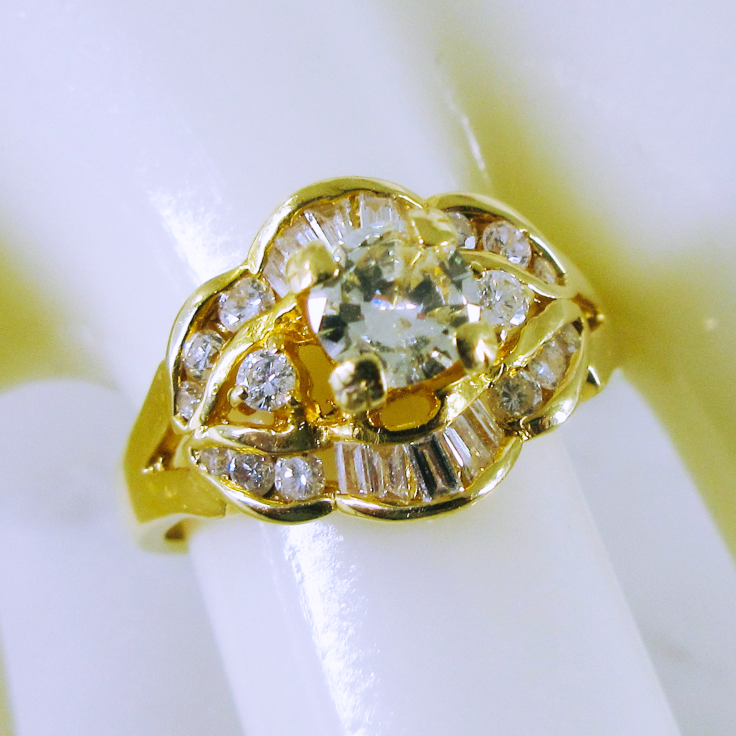 18K Yellow Gold Vintage Diamond Engagement Ring
