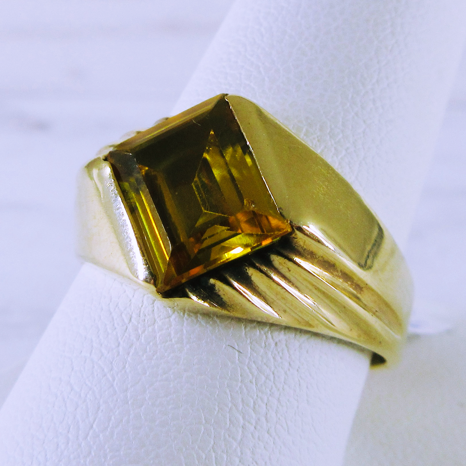 10K Yellow Gold Synthetic Citrine Signet Ring