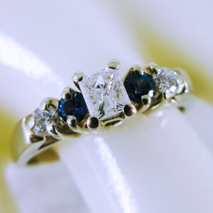 14K White Gold Diamond Engagement Ring