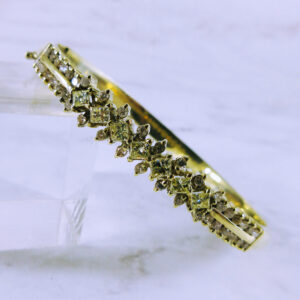 14K Yellow Gold Vintage Diamond Bangle