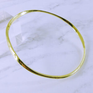 14K Yellow Gold Hammered Bangle