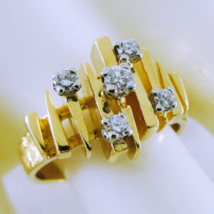 14K Yellow Gold Diamond Ring