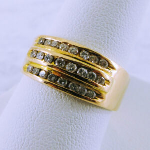 18K Yellow Gold Diamond Wedding Band