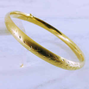14K Yellow Gold Bangle