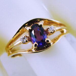 10K Yellow Gold Amethyst and Diamond Ring