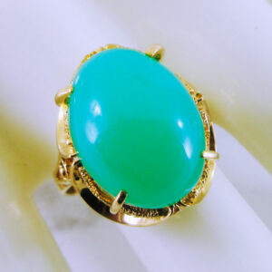 18K Yellow Gold Jade Ring