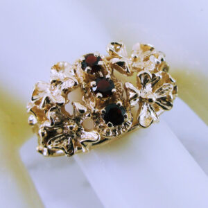 10K Yellow Gold Garnet Ring