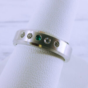 10K White Gold Wedding Band with Emerald and Diamond
