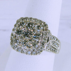 10K White Gold Diamond Engagement Ring