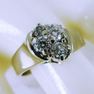 14K White Gold Diamond Ring
