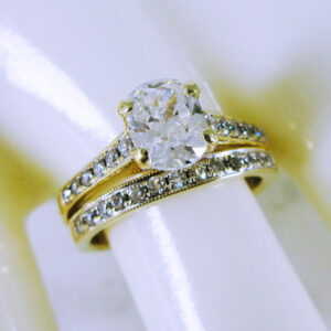 18K Yellow Gold 2-Ring Soldered Diamond Bridal Set