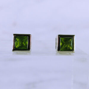 [NEW] Sterling Silver Square Peridot Stud Earrings