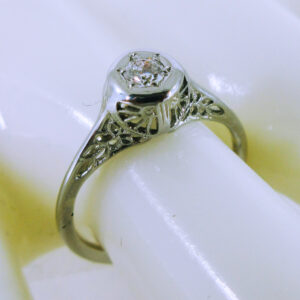 14K White Gold Vintage Diamond Engagement Ring